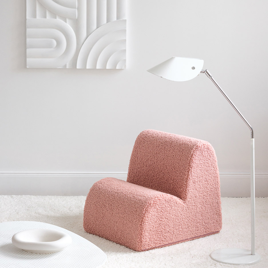 Cloud Chair Teddy Guava Pink